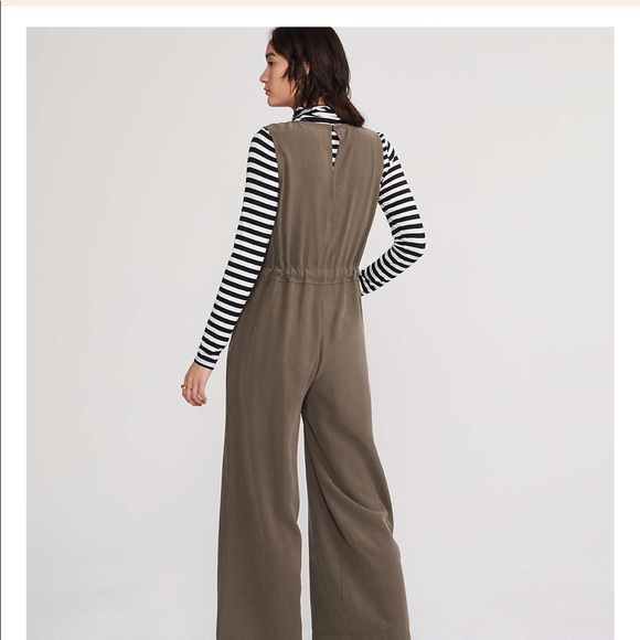 Lou and Grey Jumper - Picture 2 of 4